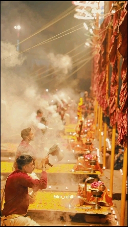 Shendur-Laal-Chadhayo